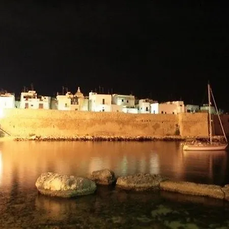 Casa Castello Ferienhaus Monopoli
